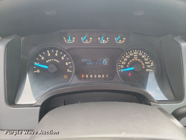 image for item NZ9889 2013 Ford  F150 XL SuperCab pickup truck