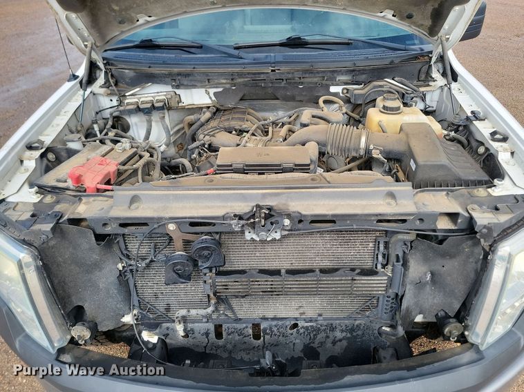 image for item NZ9889 2013 Ford  F150 XL SuperCab pickup truck