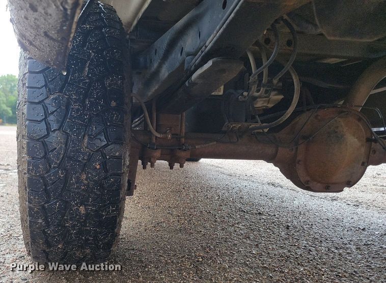 image for item NZ9889 2013 Ford  F150 XL SuperCab pickup truck