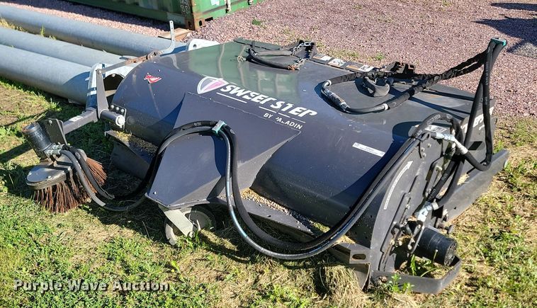 image for item NZ9893 2017 Paldin Sweep Step skid steer sweeper