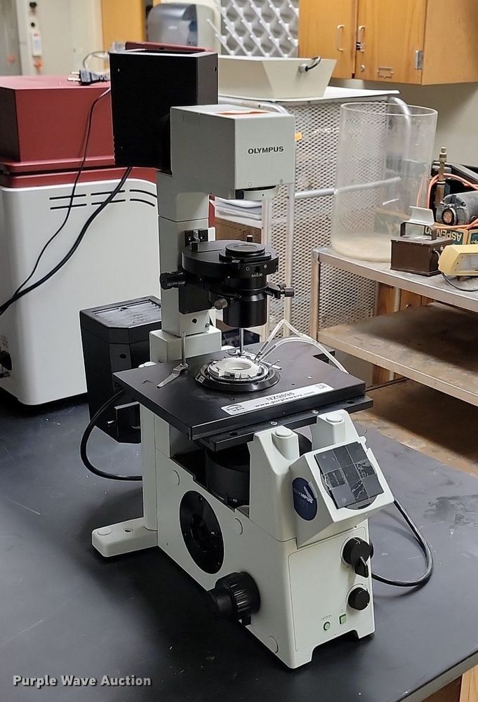 image for item NZ9896 Olympus IX71 microscope 