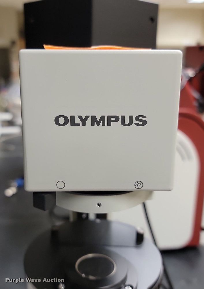 image for item NZ9896 Olympus IX71 microscope 