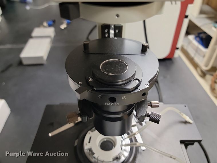 image for item NZ9896 Olympus IX71 microscope 