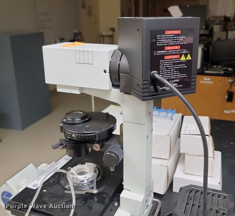 image for item NZ9896 Olympus IX71 microscope 