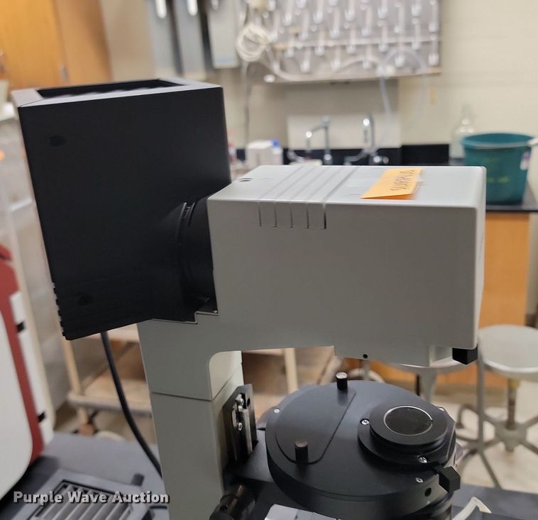 image for item NZ9896 Olympus IX71 microscope 