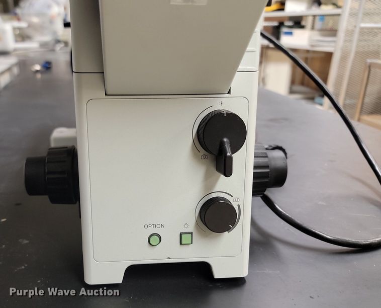 image for item NZ9896 Olympus IX71 microscope 