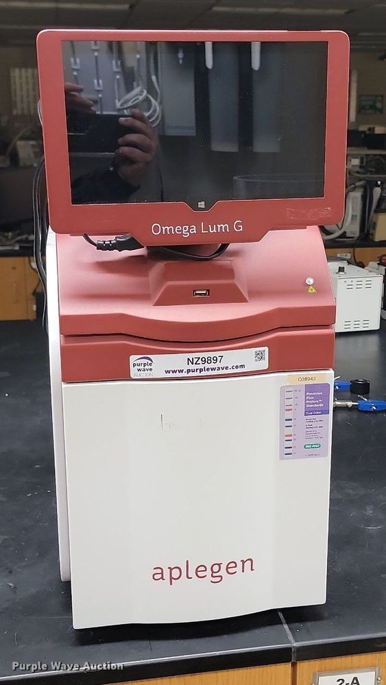 image for item NZ9897 Aplegen Omega Lum GCW lab equipment 