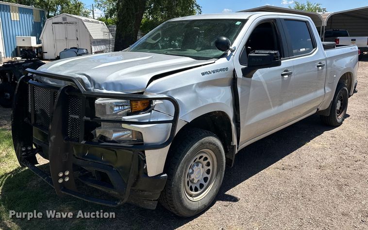 image for item OI9111 2021 Chevrolet Silverado 1500 Crew Cab pickup truck