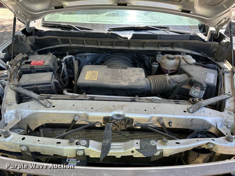 image for item OI9111 2021 Chevrolet Silverado 1500 Crew Cab pickup truck