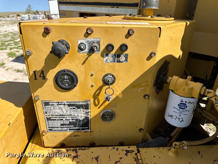 image for item OI9134 1993 Vermeer 1250BC wood chipper