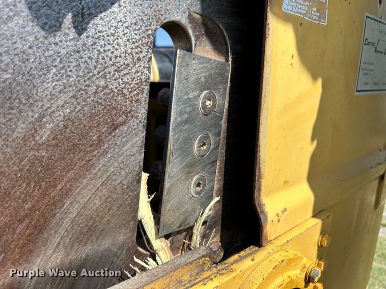 image for item OI9134 1993 Vermeer 1250BC wood chipper