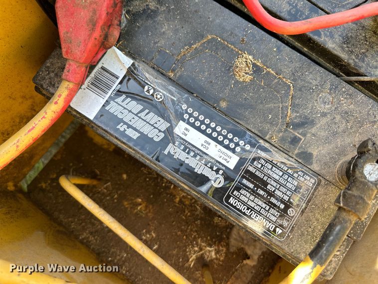 image for item OI9134 1993 Vermeer 1250BC wood chipper