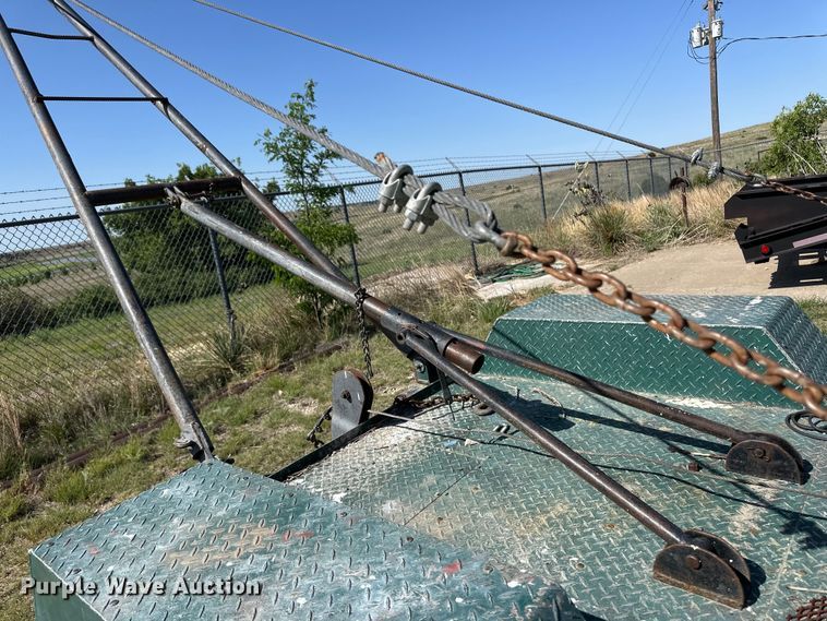 image for item OI9135 1974 Army Surplus winch truck