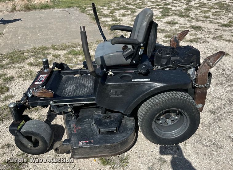 image for item OI9136 Bush Hog HDE2255 ZTR lawn mower