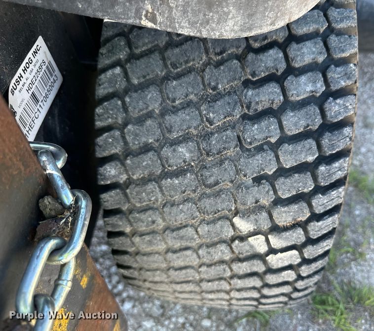 image for item OI9136 Bush Hog HDE2255 ZTR lawn mower