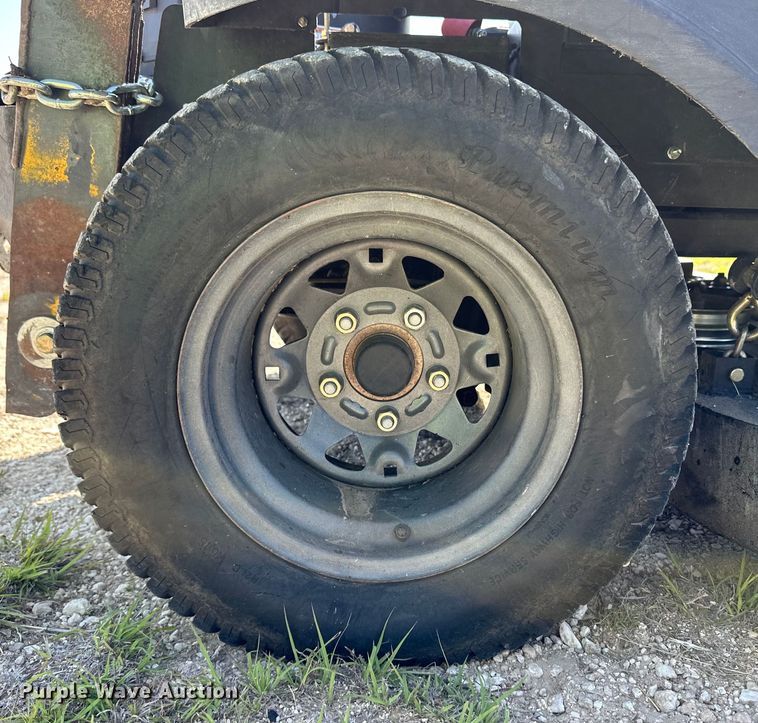 image for item OI9136 Bush Hog HDE2255 ZTR lawn mower