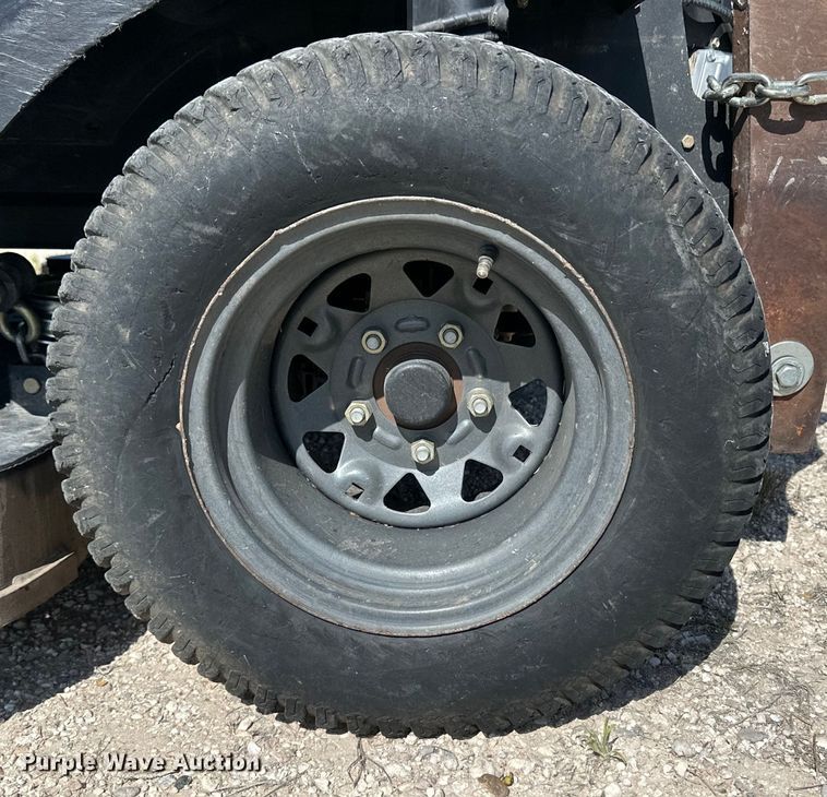 image for item OI9136 Bush Hog HDE2255 ZTR lawn mower