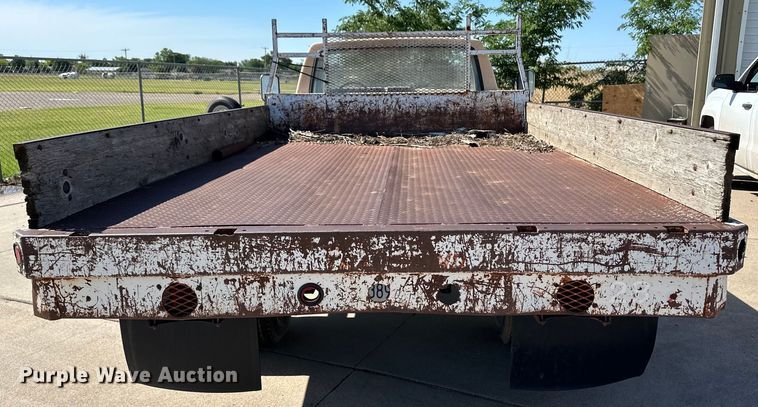 image for item OI9206 1986 Ford F350 dump flatbed pickup truck