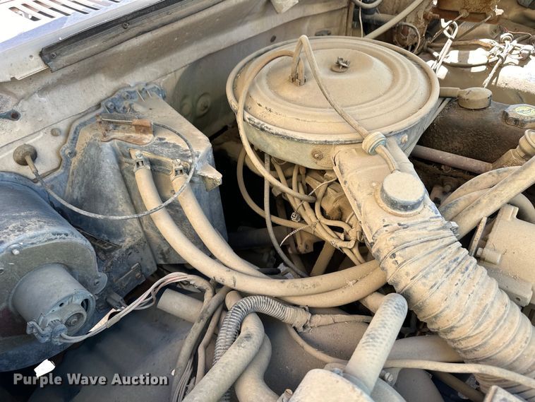 image for item OI9206 1986 Ford F350 dump flatbed pickup truck