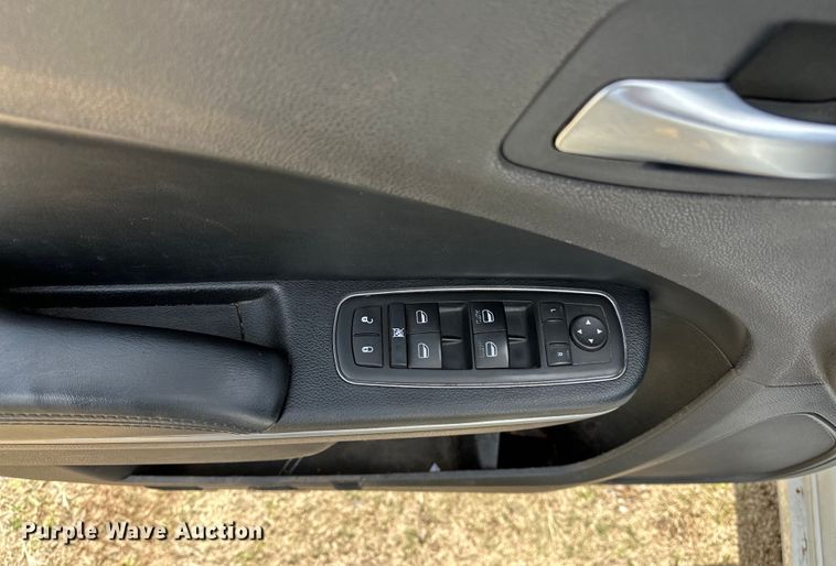 image for item OM9352 2015 Dodge  Charger Police 