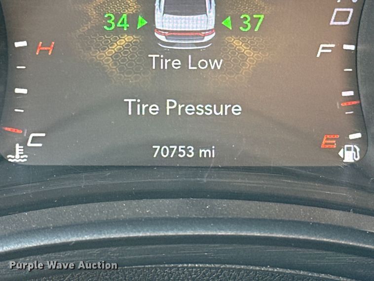 image for item OM9352 2015 Dodge  Charger Police 