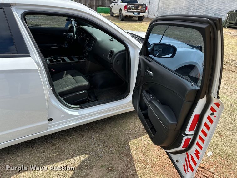 image for item OM9352 2015 Dodge  Charger Police 