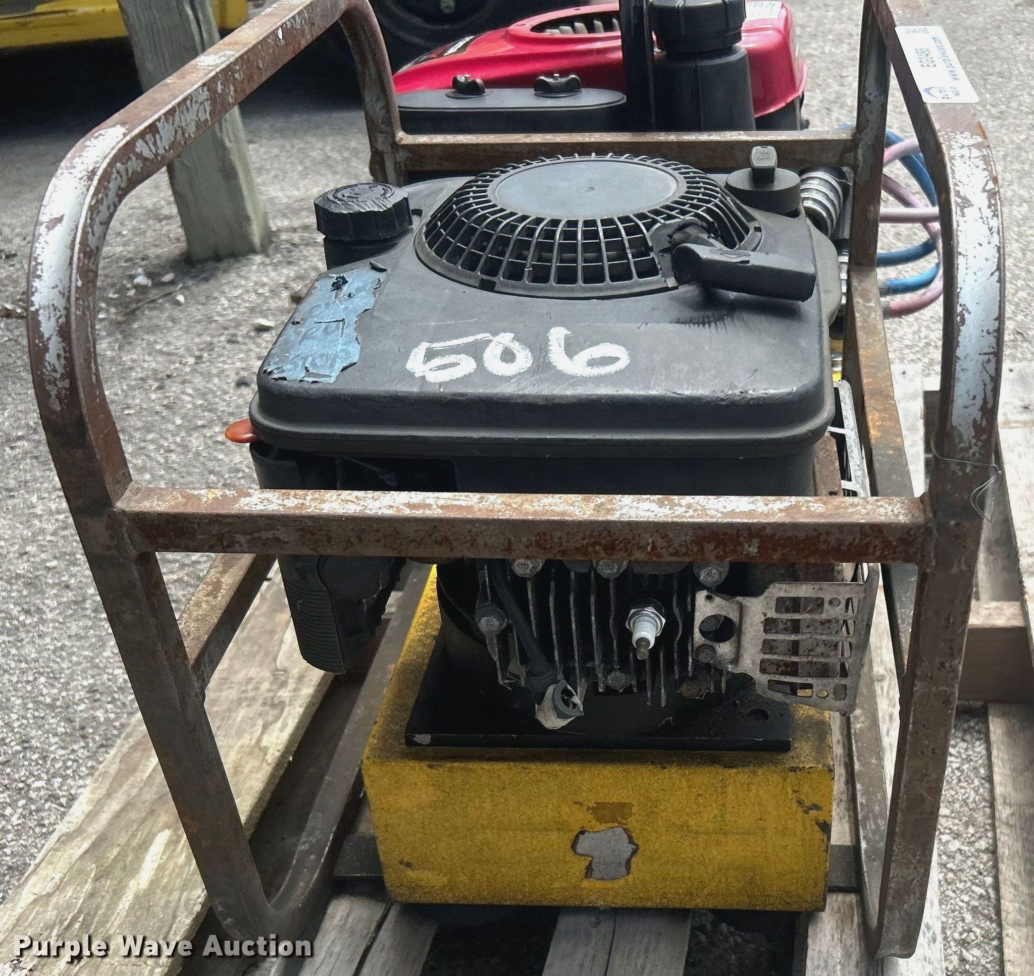 (2) Amkus hydraulic pumps in Tulsa, OK Item EG0488 for sale Purple Wave