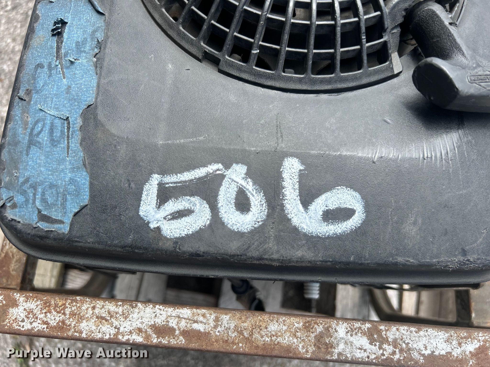 (2) Amkus hydraulic pumps in Tulsa, OK Item EG0488 for sale Purple Wave