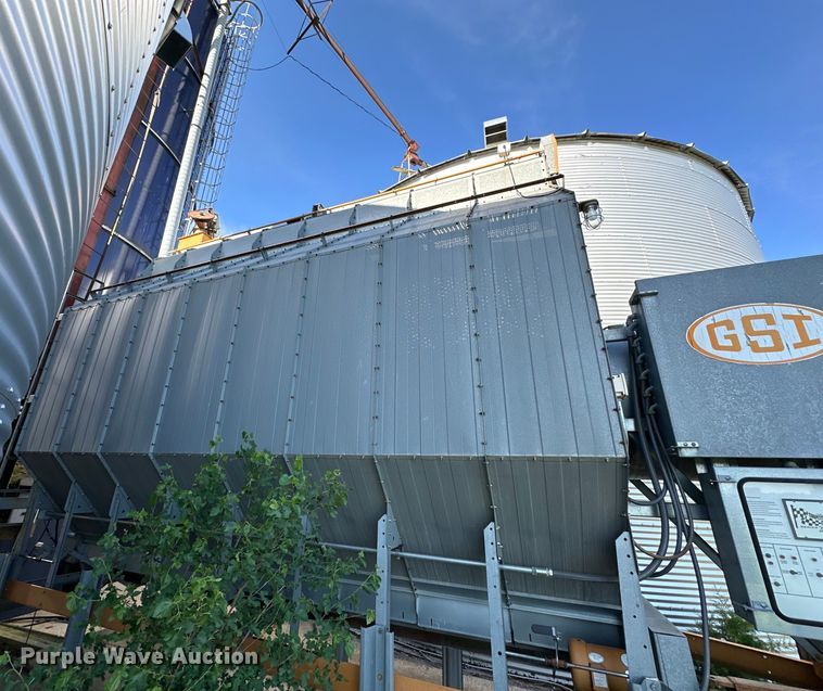 image for item DE2386 GSI Airstream 116 grain dryer