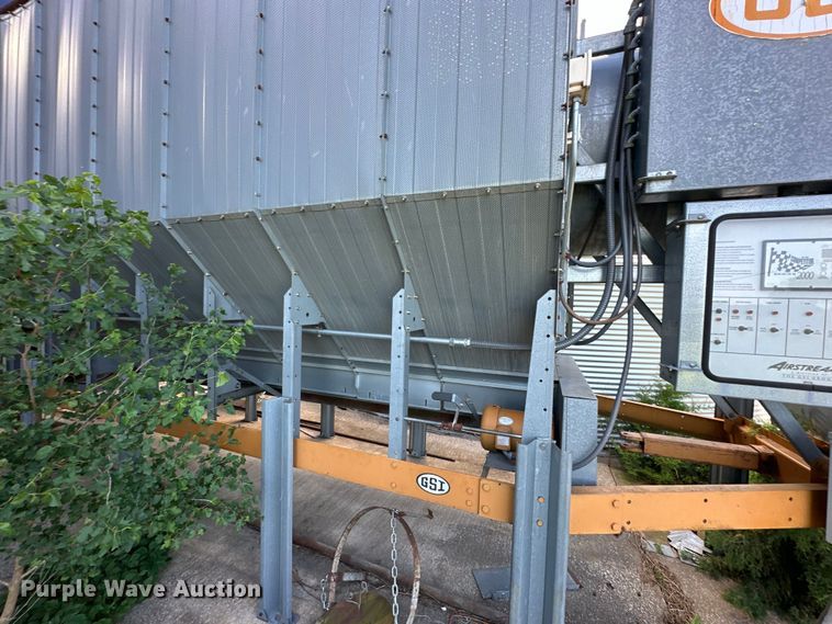 image for item DE2386 GSI Airstream 116 grain dryer