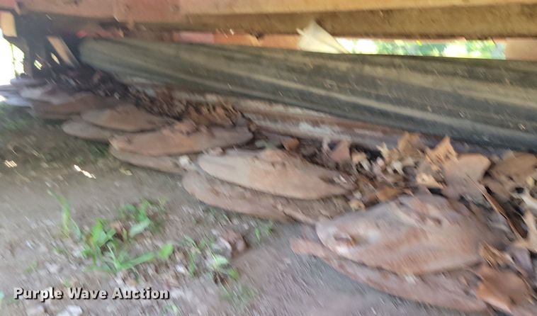 image for item DG0645 Case IH 8312T disc mower