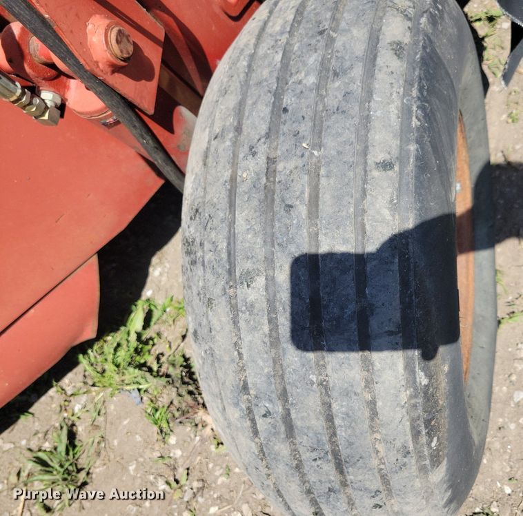image for item DG0645 Case IH 8312T disc mower