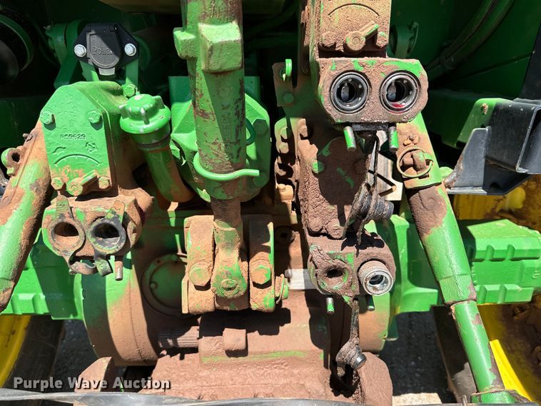 image for item DG4427 1979 John Deere 4440 tractor