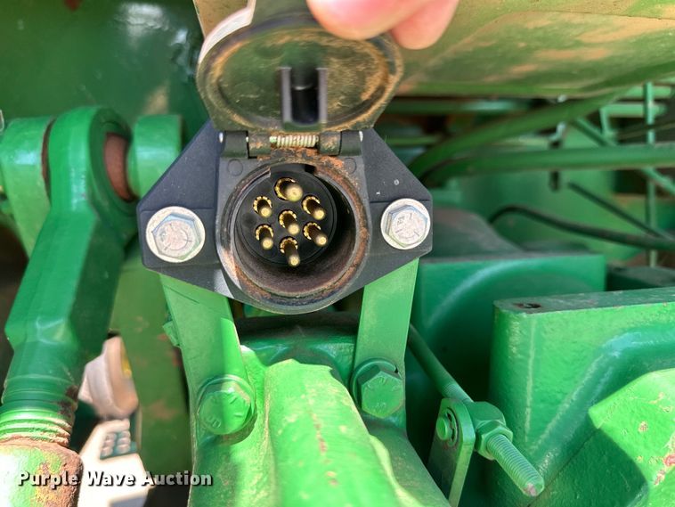 image for item DG4427 1979 John Deere 4440 tractor