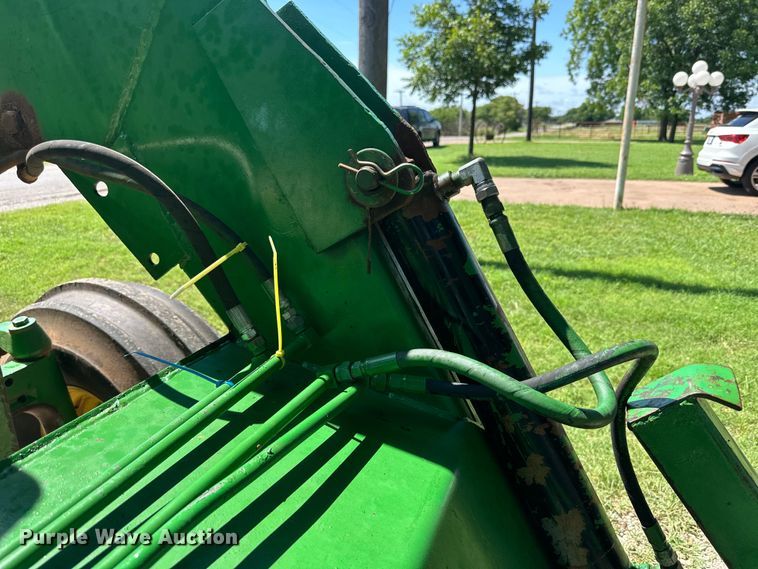 image for item DG4427 1979 John Deere 4440 tractor