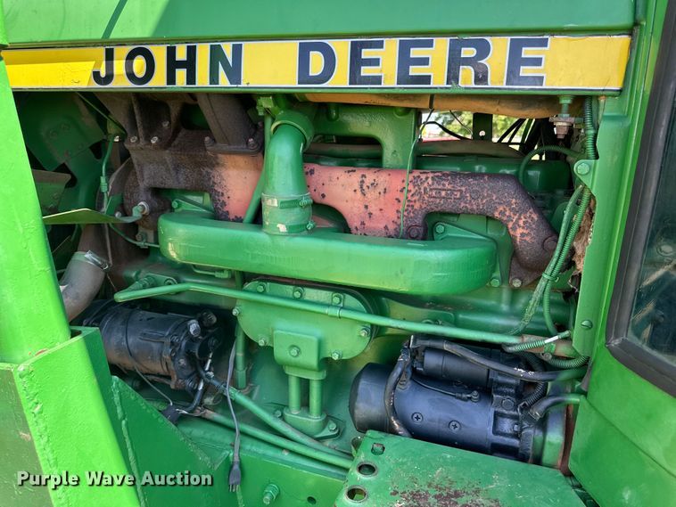 image for item DG4427 1979 John Deere 4440 tractor