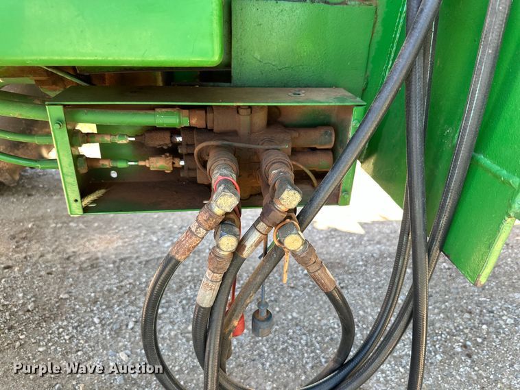 image for item DG4427 1979 John Deere 4440 tractor