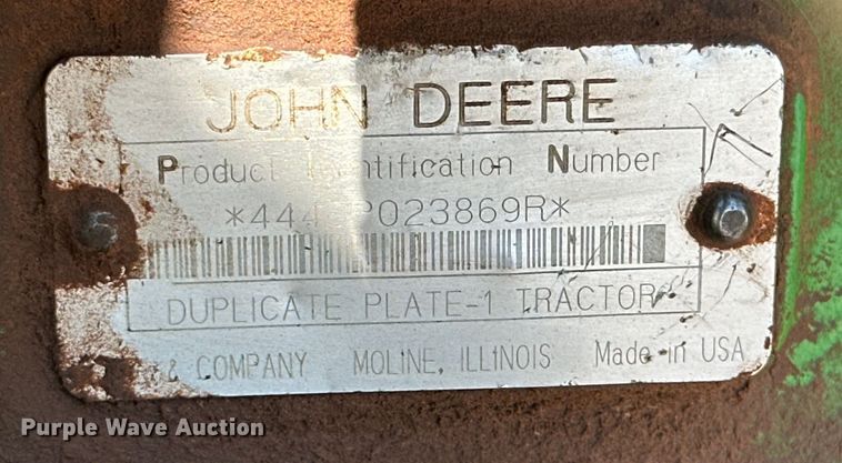 image for item DG4427 1979 John Deere 4440 tractor