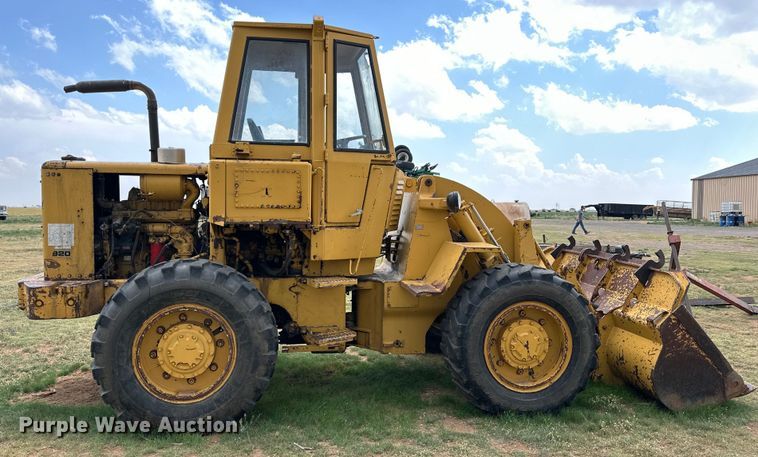 image for item DK6837 1973 Caterpillar 920 wheel loader