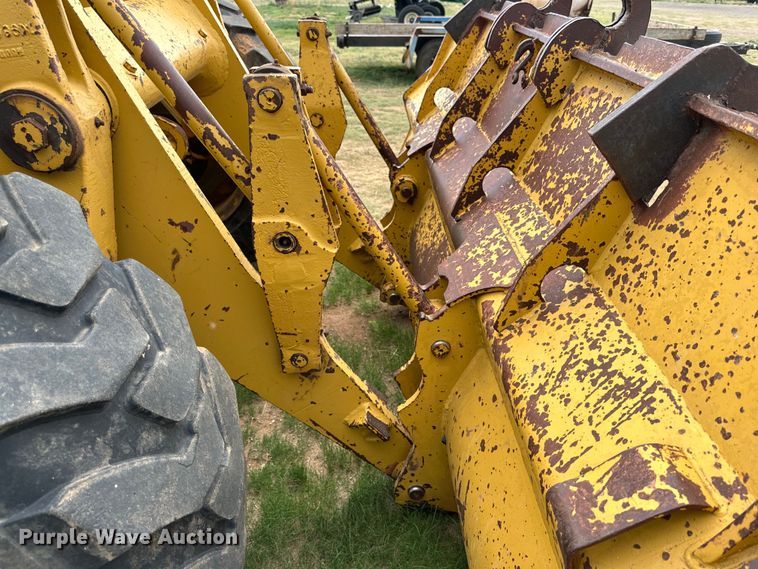 image for item DK6837 1973 Caterpillar 920 wheel loader