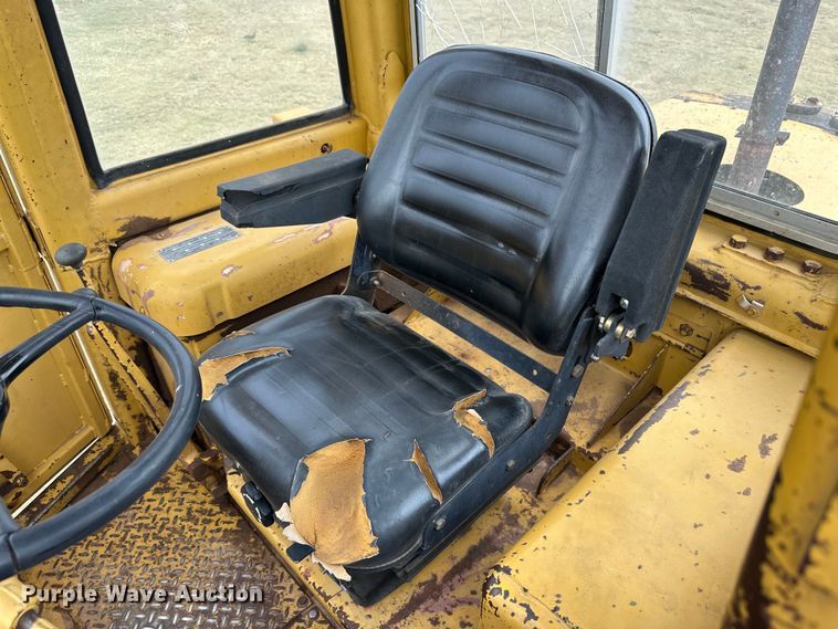 image for item DK6837 1973 Caterpillar 920 wheel loader