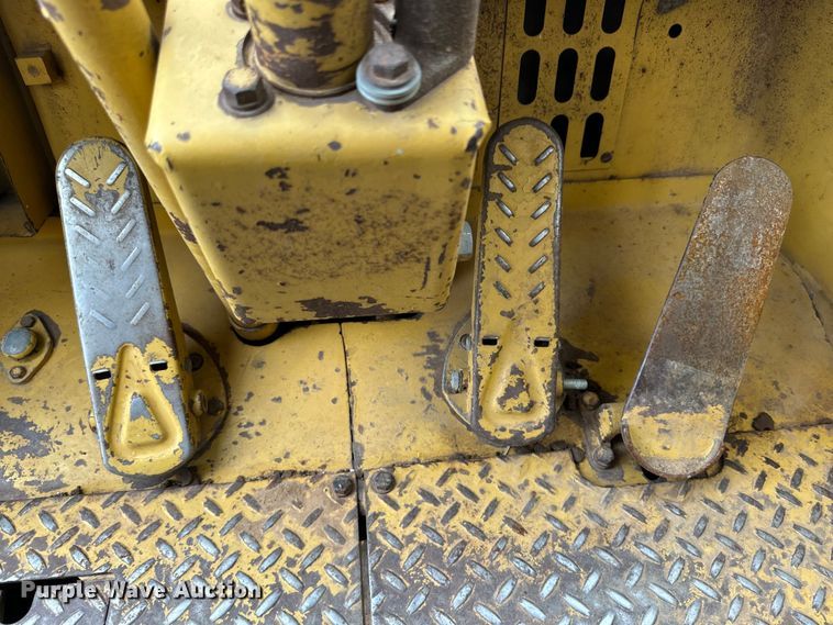 image for item DK6837 1973 Caterpillar 920 wheel loader