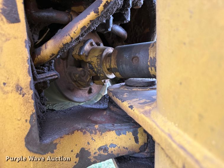 image for item DK6837 1973 Caterpillar 920 wheel loader