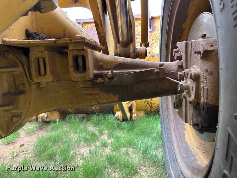 image for item DK6837 1973 Caterpillar 920 wheel loader