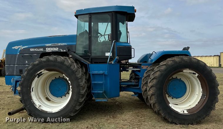 image for item DK6838 1996 New Holland 9882 4WD tractor