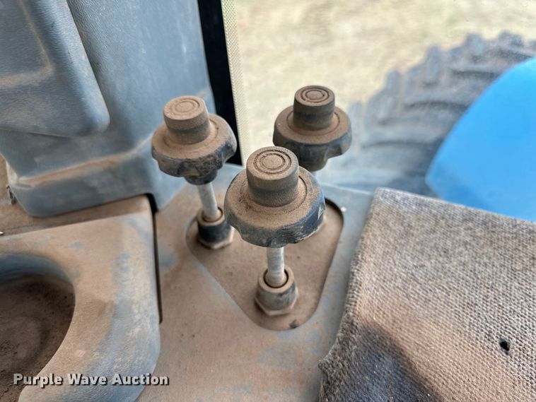 image for item DK6838 1996 New Holland 9882 4WD tractor