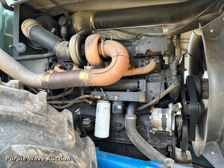 image for item DK6838 1996 New Holland 9882 4WD tractor