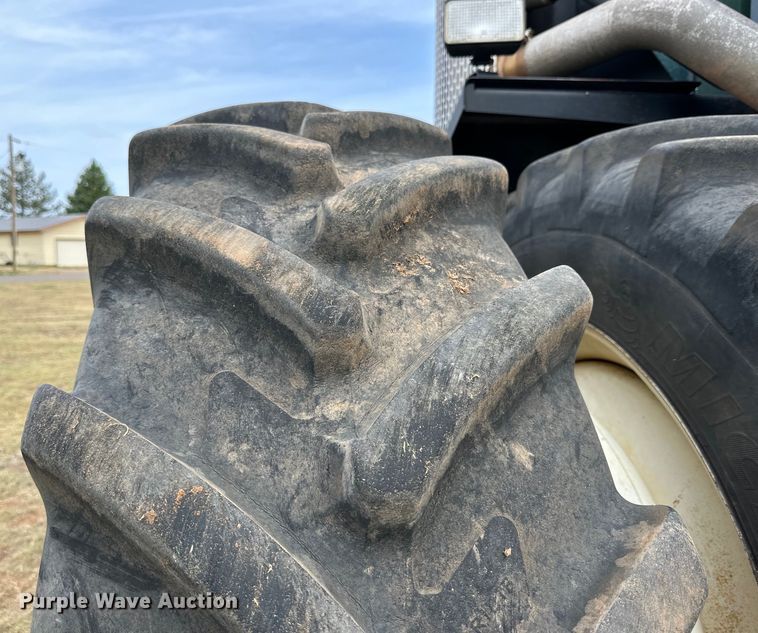 image for item DK6838 1996 New Holland 9882 4WD tractor