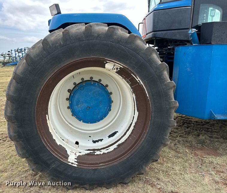 image for item DK6838 1996 New Holland 9882 4WD tractor