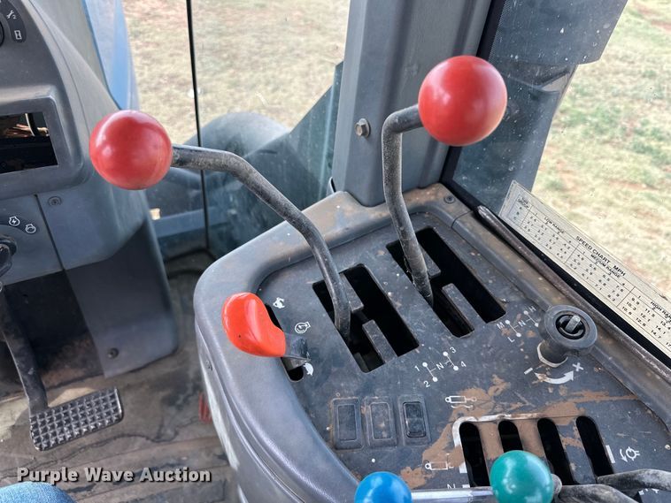 image for item DK6839 1997 New Holland 9682 4WD tractor